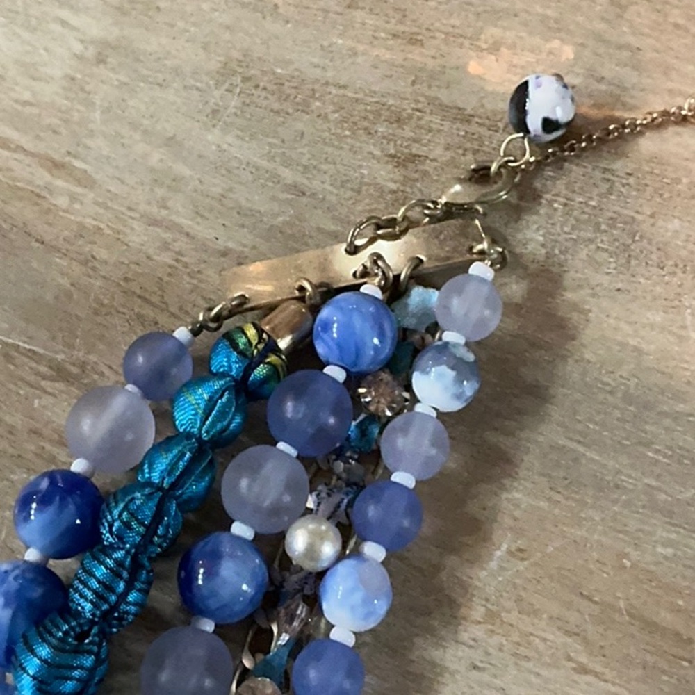 Anthropologie Statement necklace . NEW w/o Tags . Unused . - Picture 3 of 4